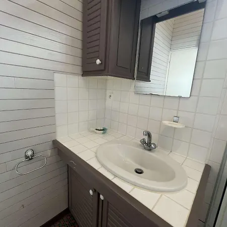 Duplex 3 Chambres, Terrasse, A 600m De La - - Fr-1-224b-185 Apartment
