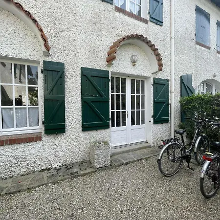 Duplex 3 Chambres, Terrasse, A 600m De La - - Fr-1-224b-185 *